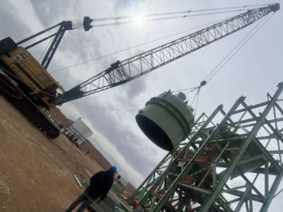 استقرار تجهیز Top Gas Scrubber در سازه کوره پروژه احیاء اقلید