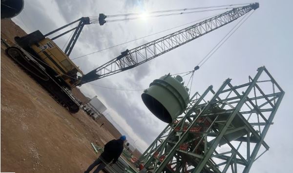 استقرار تجهیز Top Gas Scrubber در سازه کوره پروژه احیاء اقلید