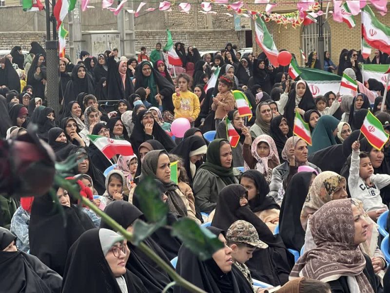 اجتماع بزرگ دختران جانفدای ایران در اقلید برگزار شد